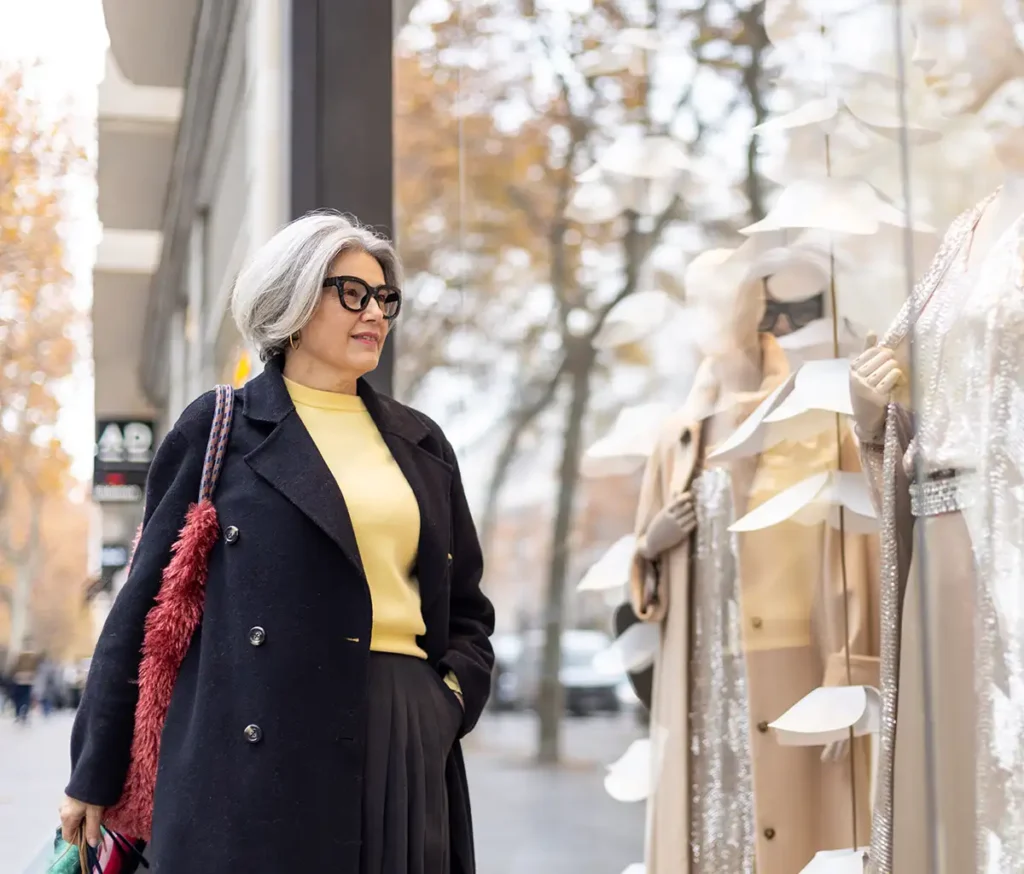 idées look casual chic femme ronde 50 ans 